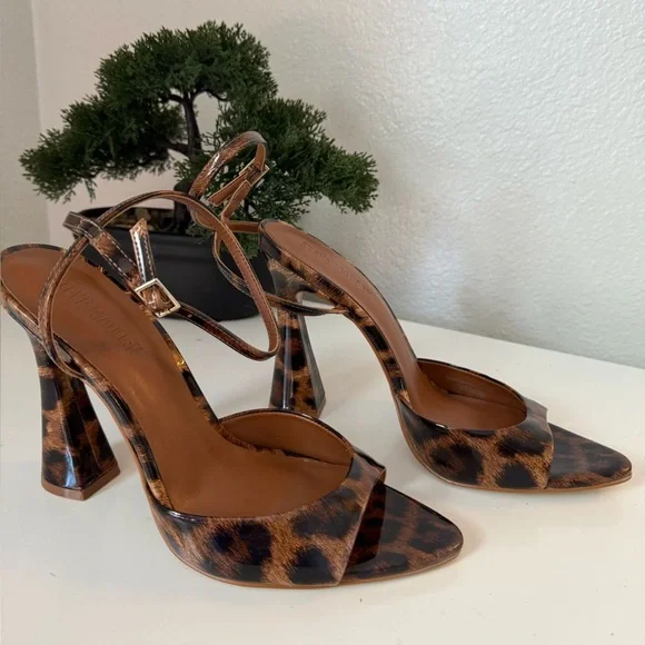 Steve Madden Leopard Print Slippers - Picture 3 of 7